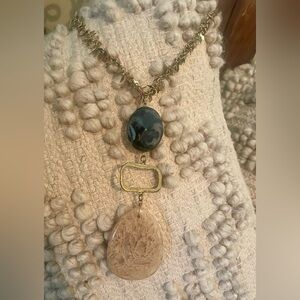 STATEMENT NECKLACE ANTHROPOLOGIE STONE BEAD. LONG CONTINUOUS DANGLE BRASS CHAIN